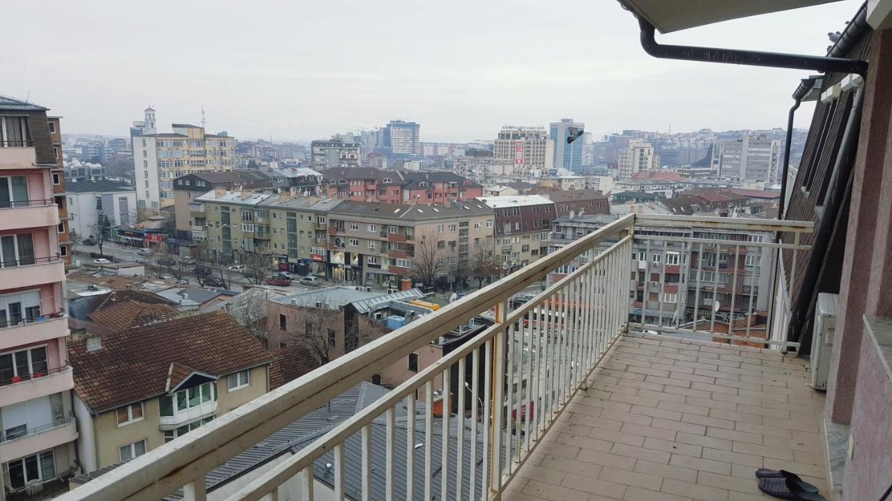 Ferienwohnung Welcoming in Prishtina Pristina Exterior foto